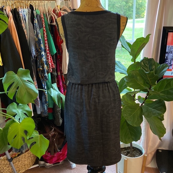 Athleta Rincon Black Printed Dress Sz XS - Picture 5 of 7